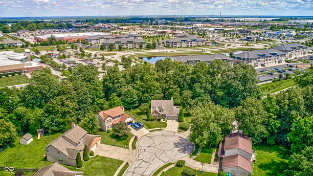 275 Inland Circle, Avon, IN 46123