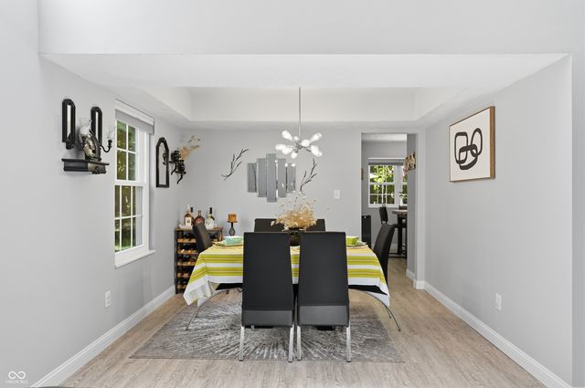 275 Inland Circle, Avon, IN 46123