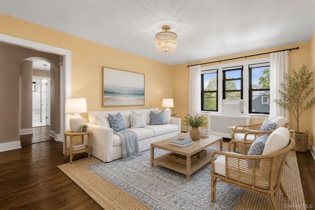 412 Munro Avenue 2H, Mamaroneck, NY 10543