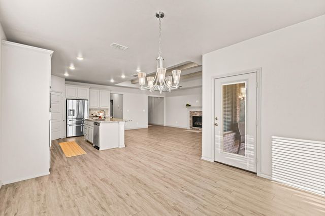 7613 61st Street, Lubbock, TX 79407