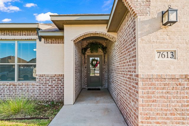 7613 61st Street, Lubbock, TX 79407