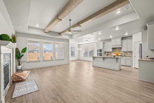 7613 61st Street, Lubbock, TX 79407