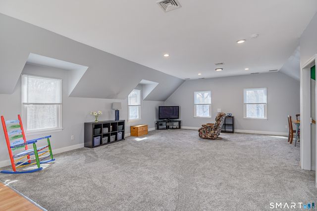 17 Weldon Woods Road, New Fairfield, CT 06812
