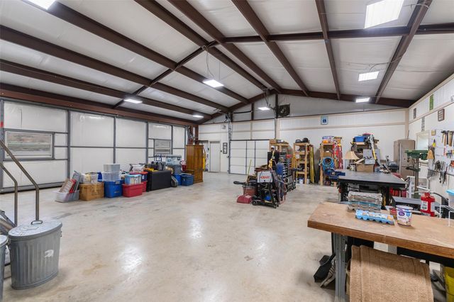 546 Lazy Oak RD, Johnson City, TX 78636