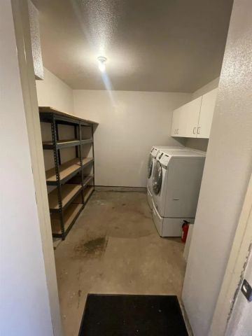 1612 Bridgeview Drive, San Diego, CA 92105