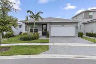 10646 SW Hensley Street, Port St Lucie, FL 34987