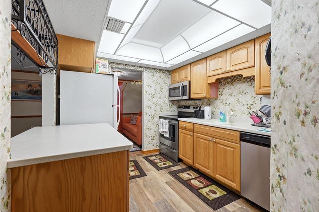 22291 WESTCHESTER BOULEVARD 302, Port Charlotte, FL 33952