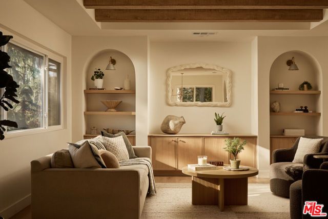 521 Fremont Drive, Pasadena, CA 91103