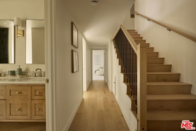 521 Fremont Drive, Pasadena, CA 91103