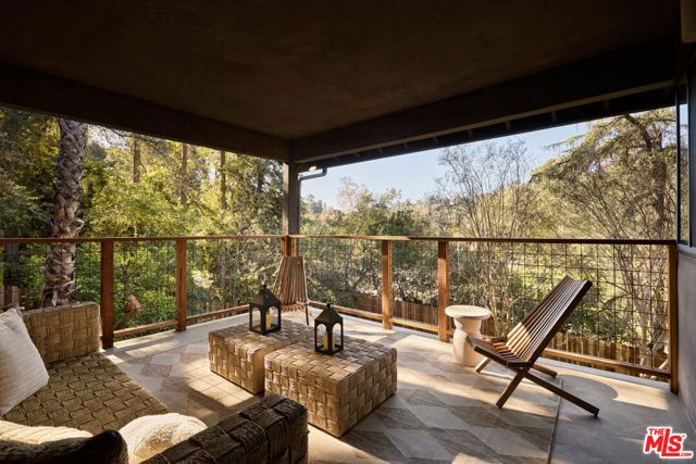 521 Fremont Drive, Pasadena, CA 91103