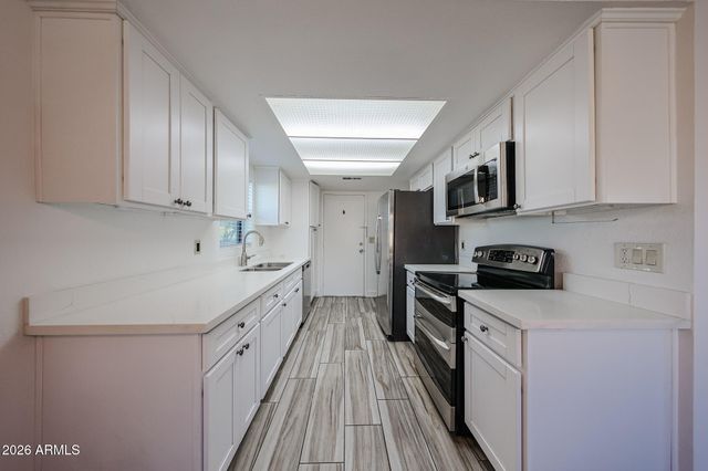 3830 W CRITTENDEN Lane, Phoenix, AZ 85019