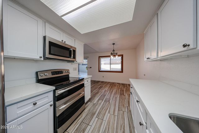 3830 W CRITTENDEN Lane, Phoenix, AZ 85019