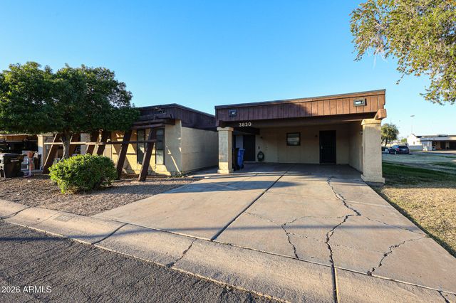 3830 W CRITTENDEN Lane, Phoenix, AZ 85019