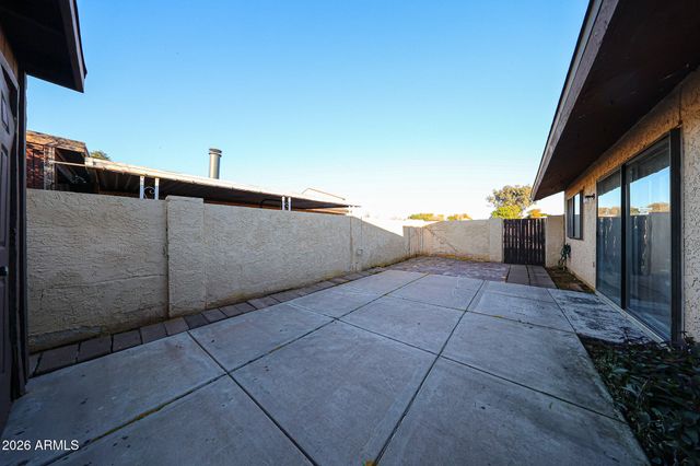 3830 W CRITTENDEN Lane, Phoenix, AZ 85019