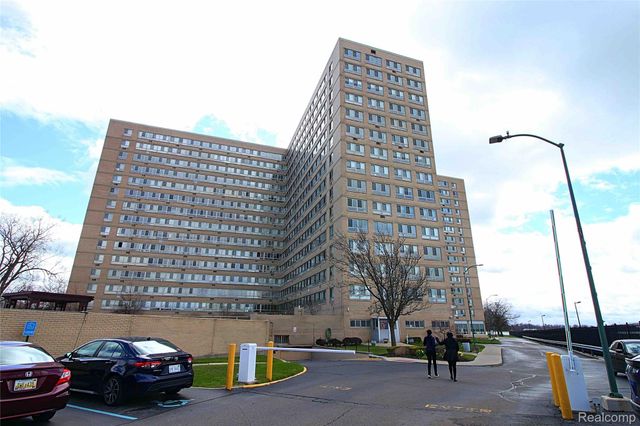 8900 E Jefferson Avenue N 1418 1419, Detroit, MI 48214