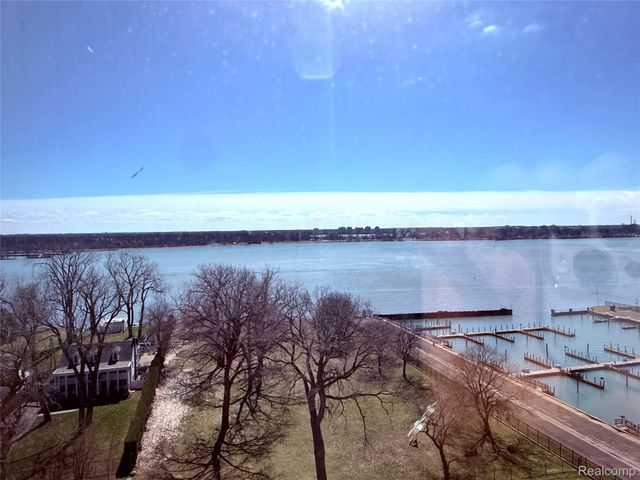 8900 E Jefferson Avenue N 1418 1419, Detroit, MI 48214