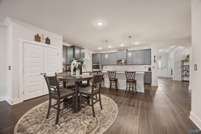 145 Chesire Cove Lane, New Market, AL 35761