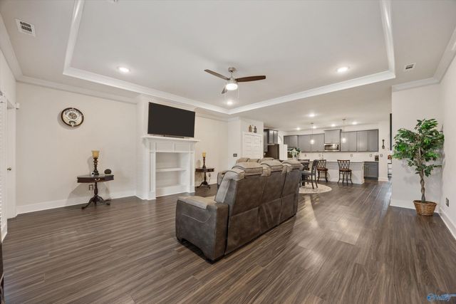 145 Chesire Cove Lane, New Market, AL 35761