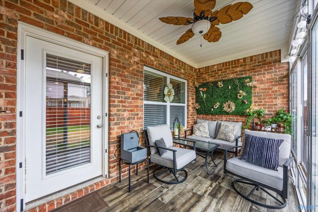 145 Chesire Cove Lane, New Market, AL 35761