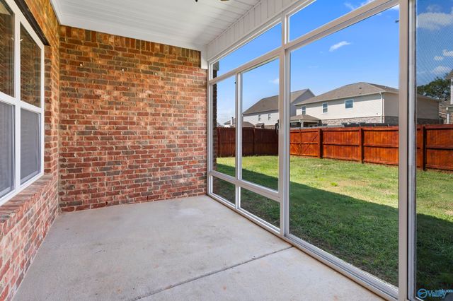 145 Chesire Cove Lane, New Market, AL 35761