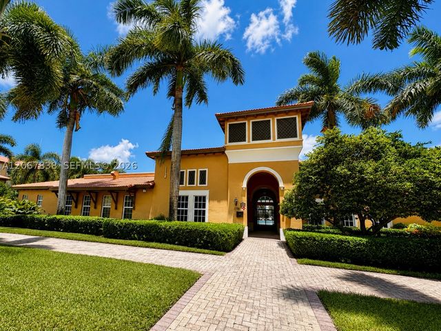 14708 SW 6th St 14708, Pembroke Pines, FL 33027
