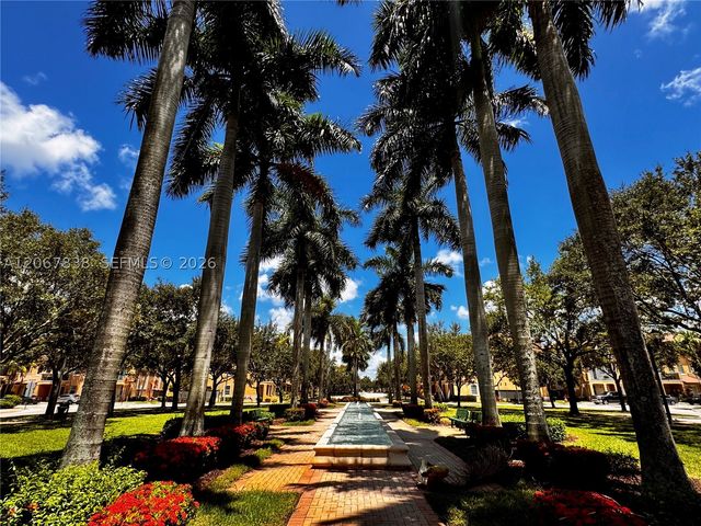 14708 SW 6th St 14708, Pembroke Pines, FL 33027