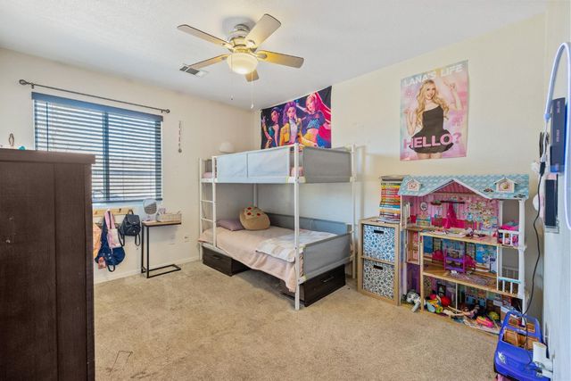 1915 Valley Spring Ave, Hanford, CA 93230