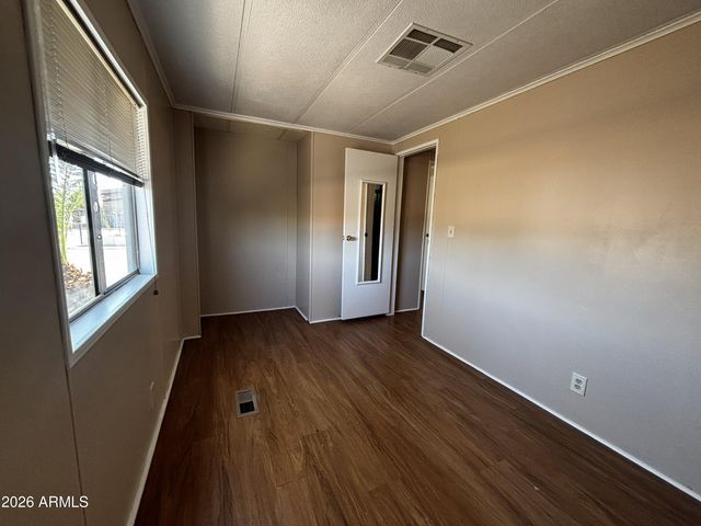 202 N Meridian Drive 27, Apache Junction, AZ 85120