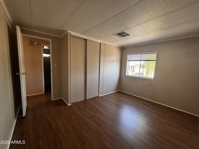 202 N Meridian Drive 27, Apache Junction, AZ 85120