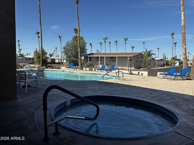 202 N Meridian Drive 27, Apache Junction, AZ 85120