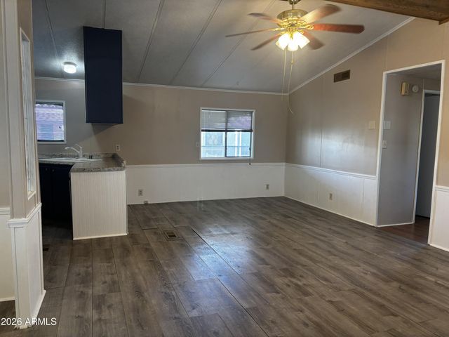 202 N Meridian Drive 27, Apache Junction, AZ 85120