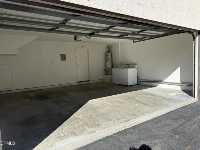 832 E Garfield Avenue, Glendale, CA 91205