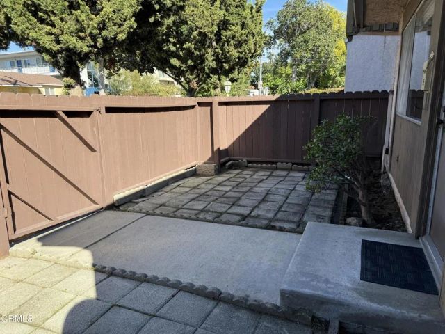 832 E Garfield Avenue, Glendale, CA 91205