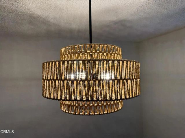 832 E Garfield Avenue, Glendale, CA 91205