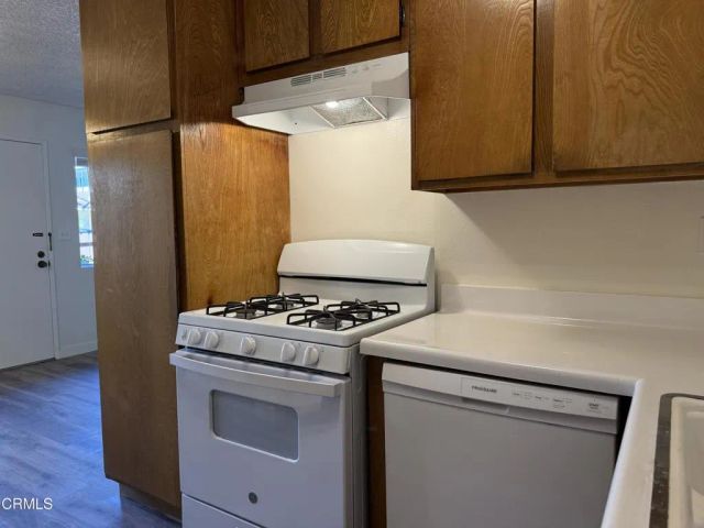 832 E Garfield Avenue, Glendale, CA 91205