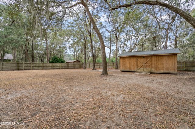 23 Brickman Way, Beaufort, SC 29907