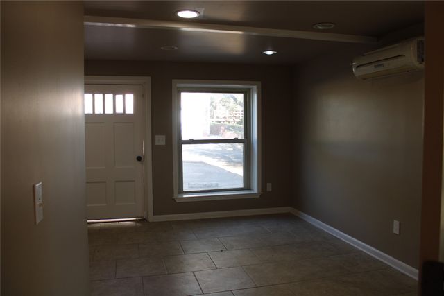 1400 COTTAGE, Brownwood, TX 76801