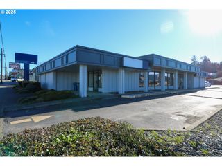1285 VIRGINIA Ave, North Bend, OR 97459