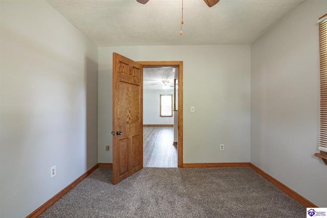 2371 New Glendale Road, Elizabethtown, KY 42701