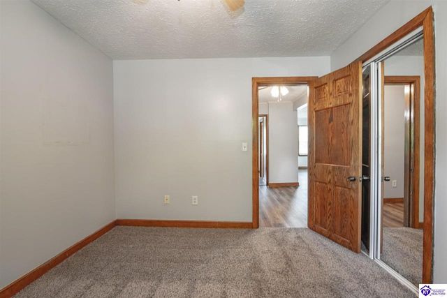 2371 New Glendale Road, Elizabethtown, KY 42701