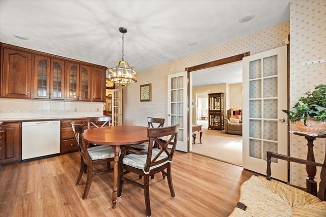 25 Winward St, Fall River, MA 02724