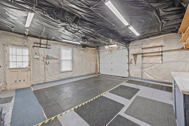 25 Winward St, Fall River, MA 02724