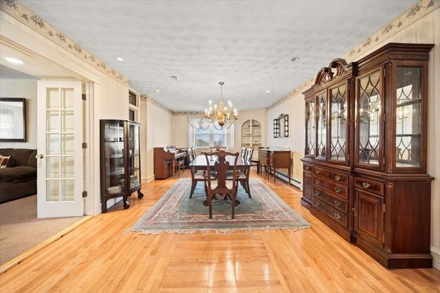 25 Winward St, Fall River, MA 02724