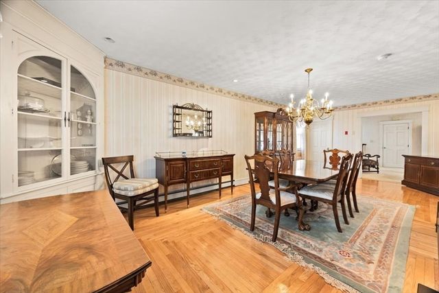 25 Winward St, Fall River, MA 02724