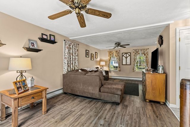 82 H Foote Rd, Charlton, MA 01507
