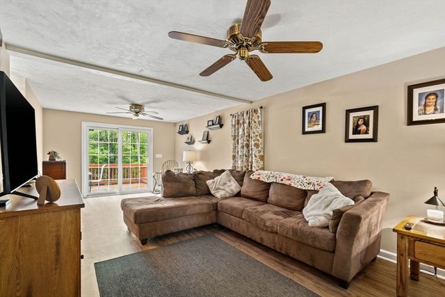 82 H Foote Rd, Charlton, MA 01507