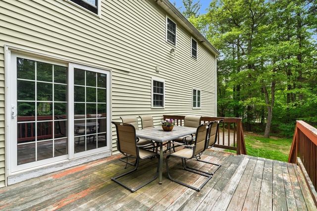 82 H Foote Rd, Charlton, MA 01507
