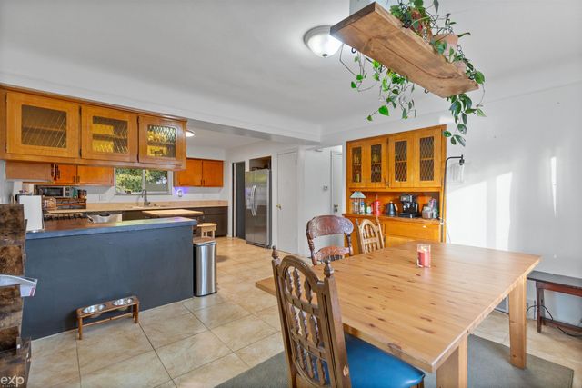 21746 Wellington Avenue, Warren, MI 48089