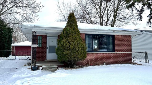 21746 Wellington Avenue, Warren, MI 48089