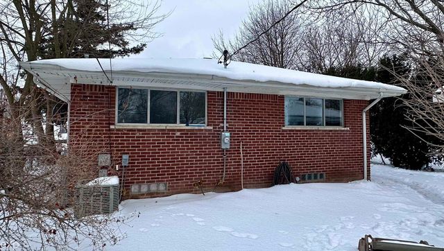 21746 Wellington Avenue, Warren, MI 48089